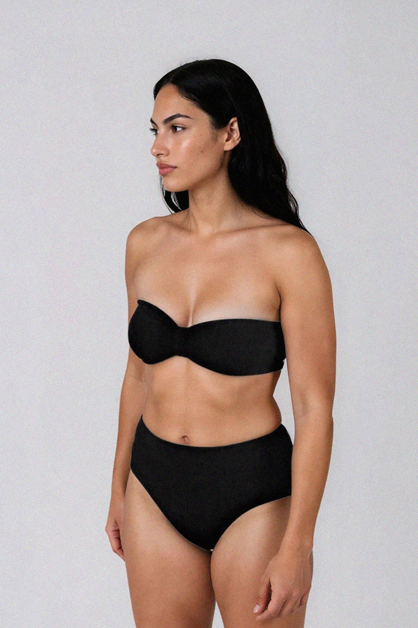 HIGH WAIST BOTTOM BORA BORA - CRINKLE RECYCLED black